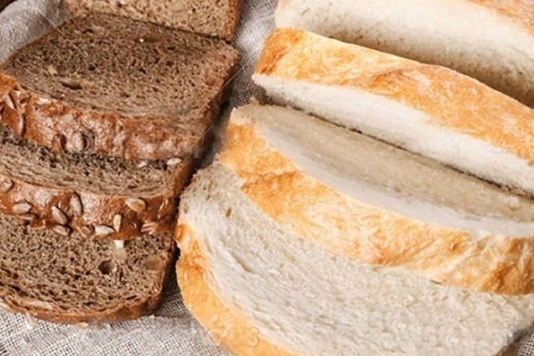 With gout, black and white breads are allowed